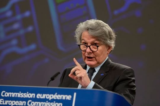"Wir werden sicherstellen, dass alles in Europa bleibt, bis die Firma ihre Zusagen einlöst": Thierry Breton.