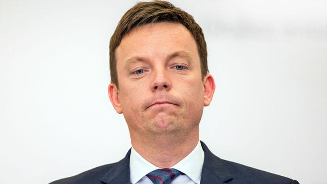 Saarlands Ministerpräsident Tobias Hans wagt nach Ostern den Ausstieg aus dem Lockdown. Saarlands Ministerpräsident Tobias Hans wagt nach Ostern den Ausstieg aus dem Lockdown.