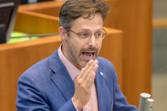 Marcus Pretzell im Düsseldorfer Landtag: In der Sitzung am Freitag erhob der heute fraktionslose Abgeordnete schwere Vorwürfe gegen die Bundesspitze der AfD.