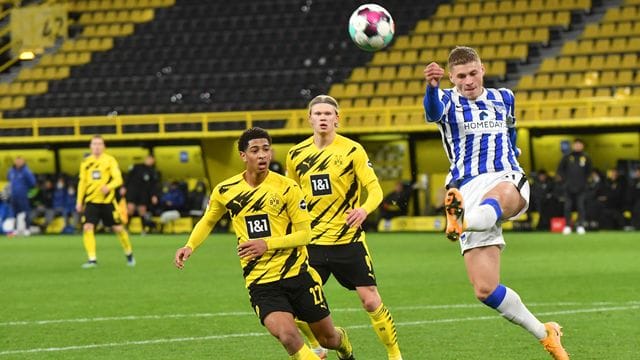 Marton Dardai (r) hat in der Rückrunde den Sprung zum Stammspieler bei der Hertha geschafft. Marton Dardai (r) hat in der Rückrunde den Sprung zum Stammspieler bei der Hertha geschafft.