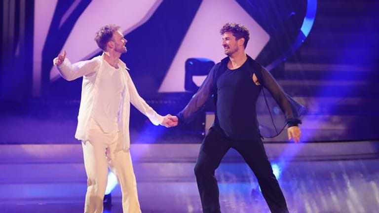 Nicolas Puschmann und Profitänzer Vadim Garbuzov (l) überzeugten die Jury bei "Let's Dance".