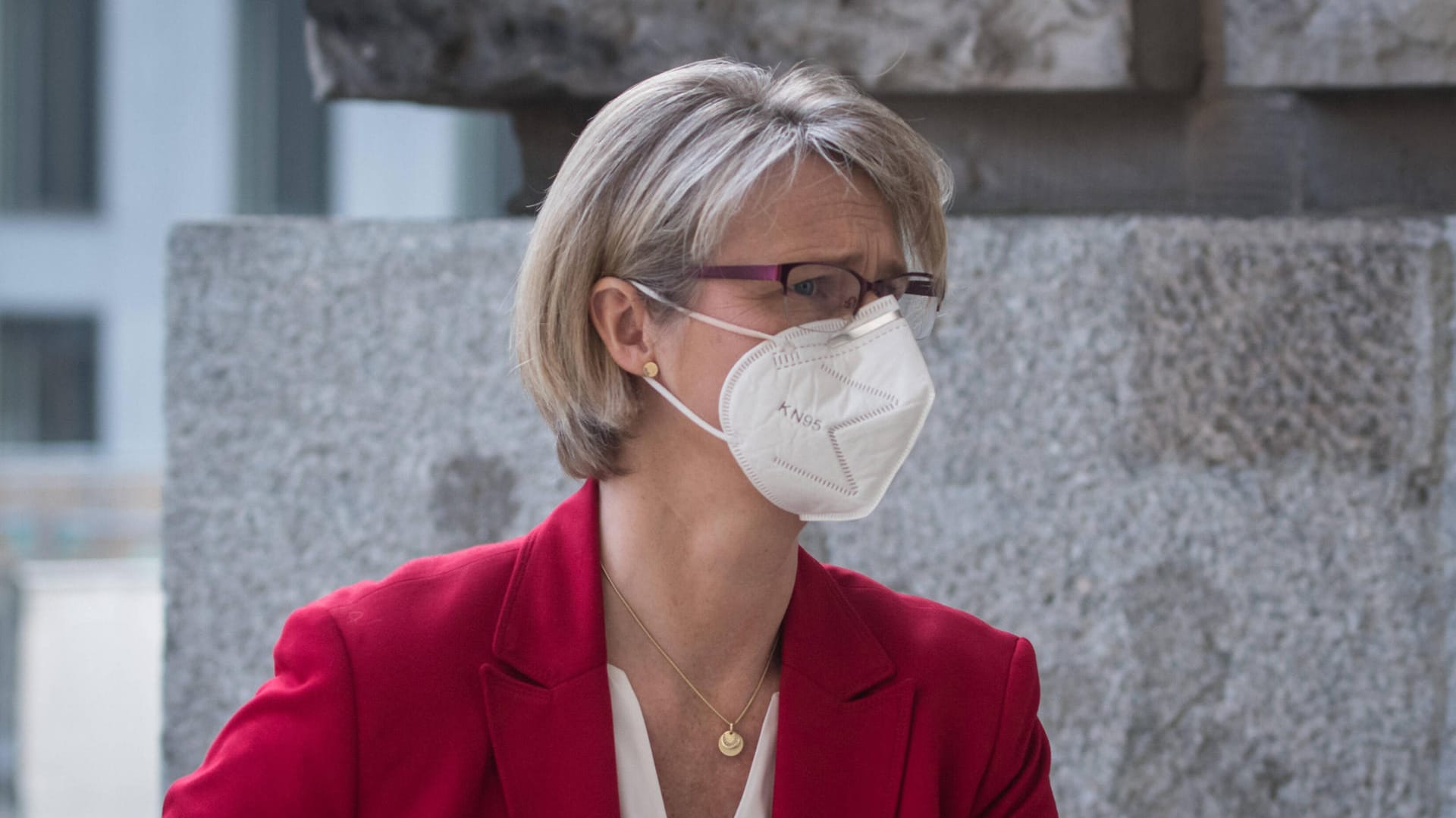 Anja Karliczek: Die Bundesministerin für Bildung und Forschung kündigte enorme Investitionen in Bildung an. Anja Karliczek: Die Bundesministerin für Bildung und Forschung kündigte enorme Investitionen in Bildung an.