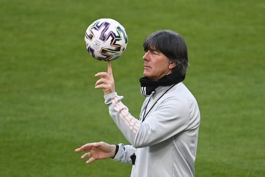 Löw bangt nach dem Ausfall von Niklas Süle gegen Rumänien auch um den Einsatz von Leon Goretzka und Leroy Sané.