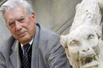 Mario Vargas Llosa schreibt noch immer.