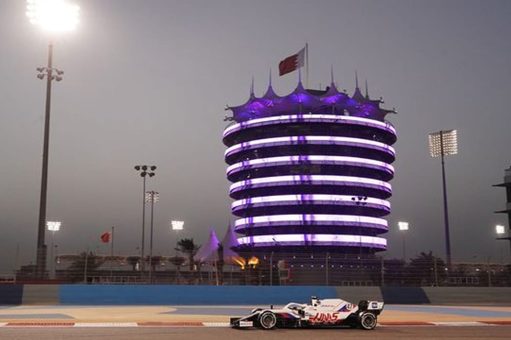 Mick Schumacher vom Haas F1 Team gibt beim Großen Preis von Bahrain sein Formel-1-Debüt.