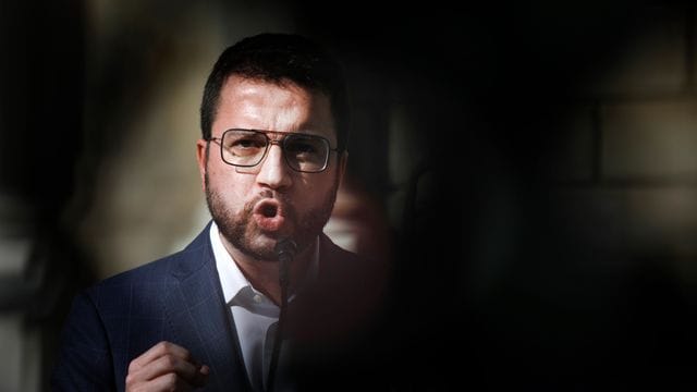 Pere Aragones, Vizepräsident von Katalonien und Kandidat der katalanischen Regionalpartei ERC. Pere Aragones, Vizepräsident von Katalonien und Kandidat der katalanischen Regionalpartei ERC.