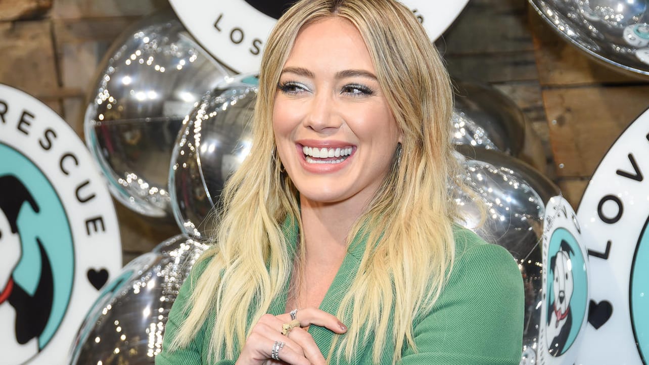 Hilary Duff: Die Sängerin ist zum dritten Mal Mutter geworden.