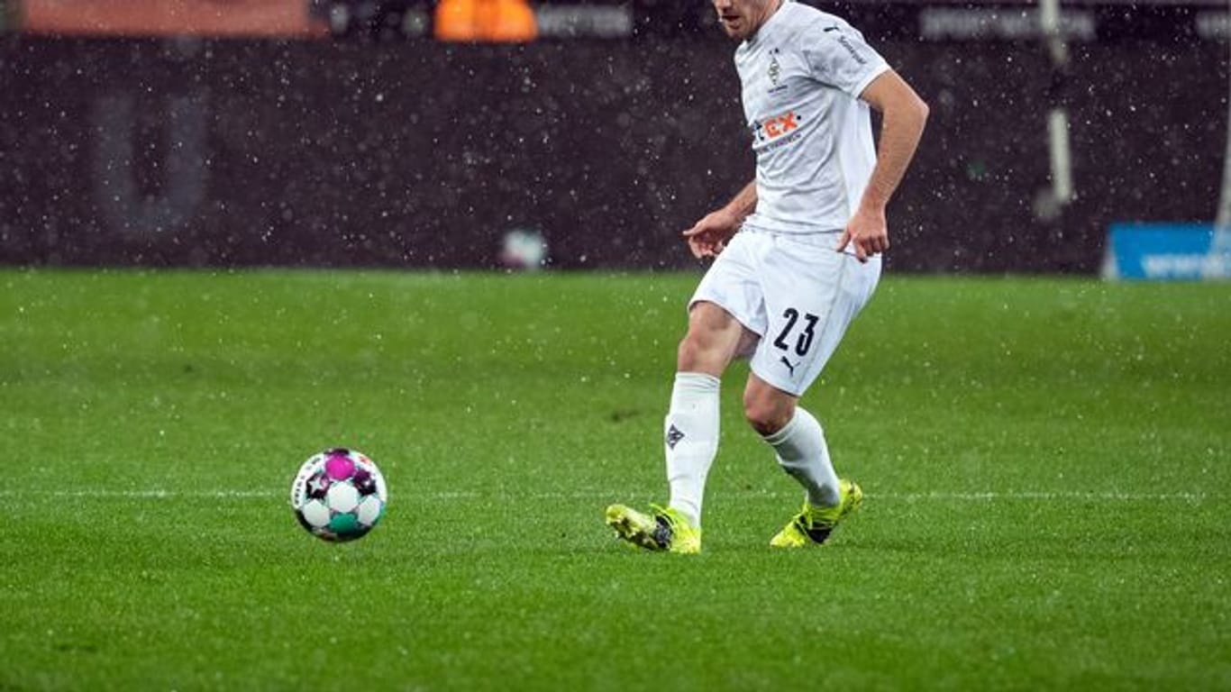 Mönchengladbachs Hofmann rechnet nach seiner Corona-Infektion nicht mit einem Einsatz im Bundesliga-Spiel gegen den SC Freiburg.