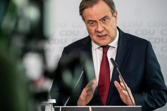 Armin Laschet, CDU-Bundesvorsitzender und Ministerpräsident von Nordrhein-Westfalen, spricht bei einer Pressekonferenz nach der Sitzung des CDU-Präsidiums im Konrad-Adenauer-Haus.