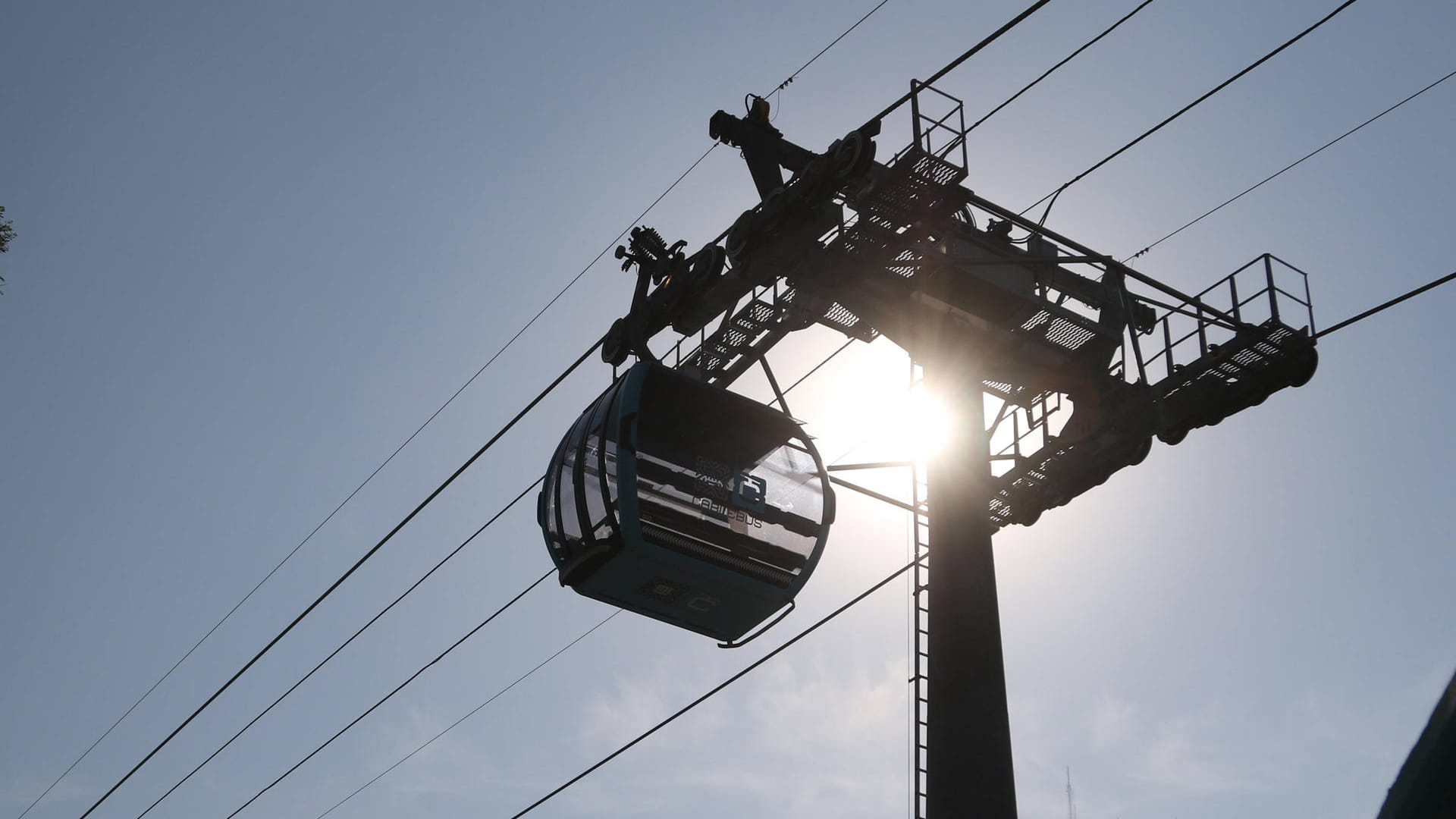 Eine Seilbahn (Symbolbild): Urban Netways planen eine Verbindung zwischen dem Kölner Norden und Leverkusen.