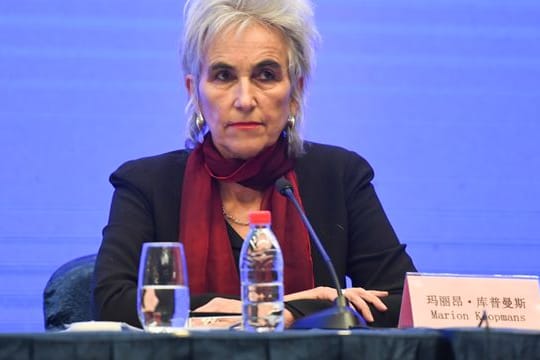Marion Koopmans, Mitglied des Expertenteams der Weltgesundheitsorganisation bei einer Pressekonferenz in Wuhan Anfang Februar.