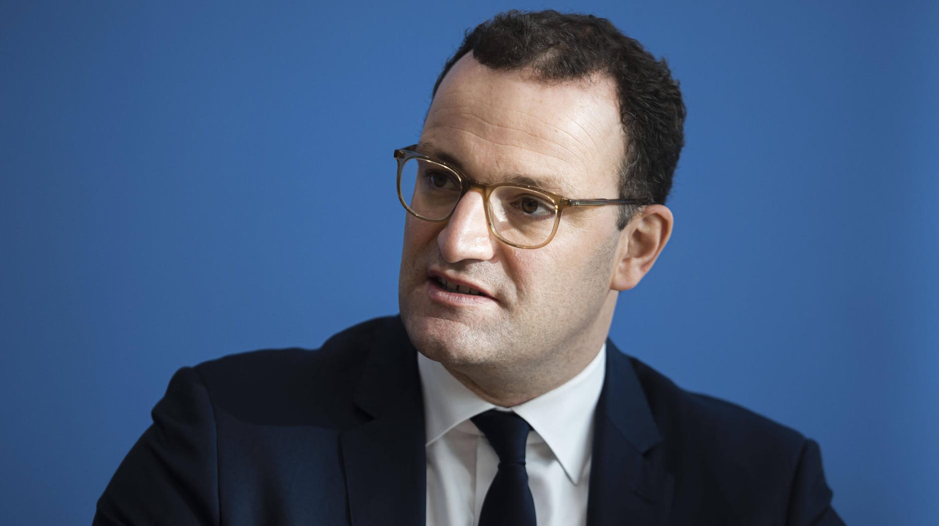 Jens Spahn, Bundesminister für Gesundheit: Wie politisch ist sein Privatvermögen?