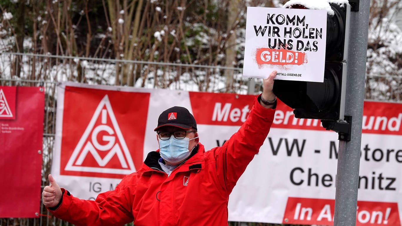 Warnstreik: Im März rief die Gewerkschaft IG Metall die Mitarbeiter in mehreren Betrieben auf, die Arbeit niederzulegen.