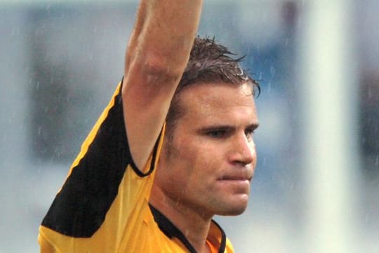 Die Rote Karte wurde ebenso wie die Gelbe als optisches Signal zur Rückrunde der Bundesliga-Saison 1971 eingeführt.