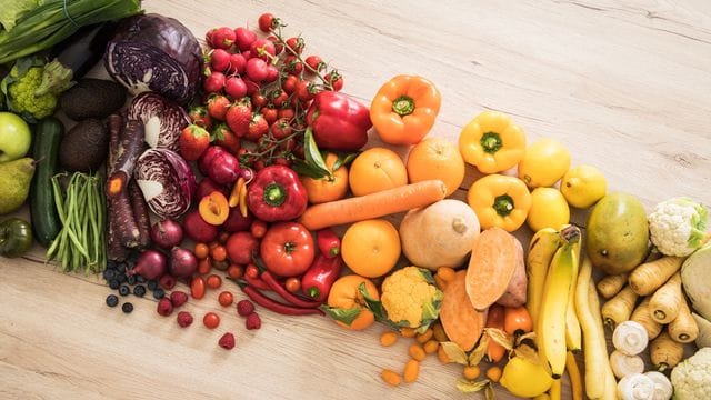 Basische Ernährung: Obst und Gemüse haben einen basischen Effekt im Körper.