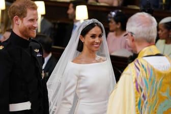 Prinz Harry und Herzogin Meghan während ihrer Hochzeit am 19. Mai 2018 in Windsor: Vor ihnen steht der Erzbischof von Canterbury, Justin Welby.