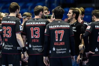 Die Handballer des HC Erlangen sind nach drei positiven Corona-Tests in Quarantäne gegangen.