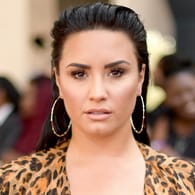 Demi Lovato: Die Sängerin spricht in einer neuen Doku über ihr Leben.