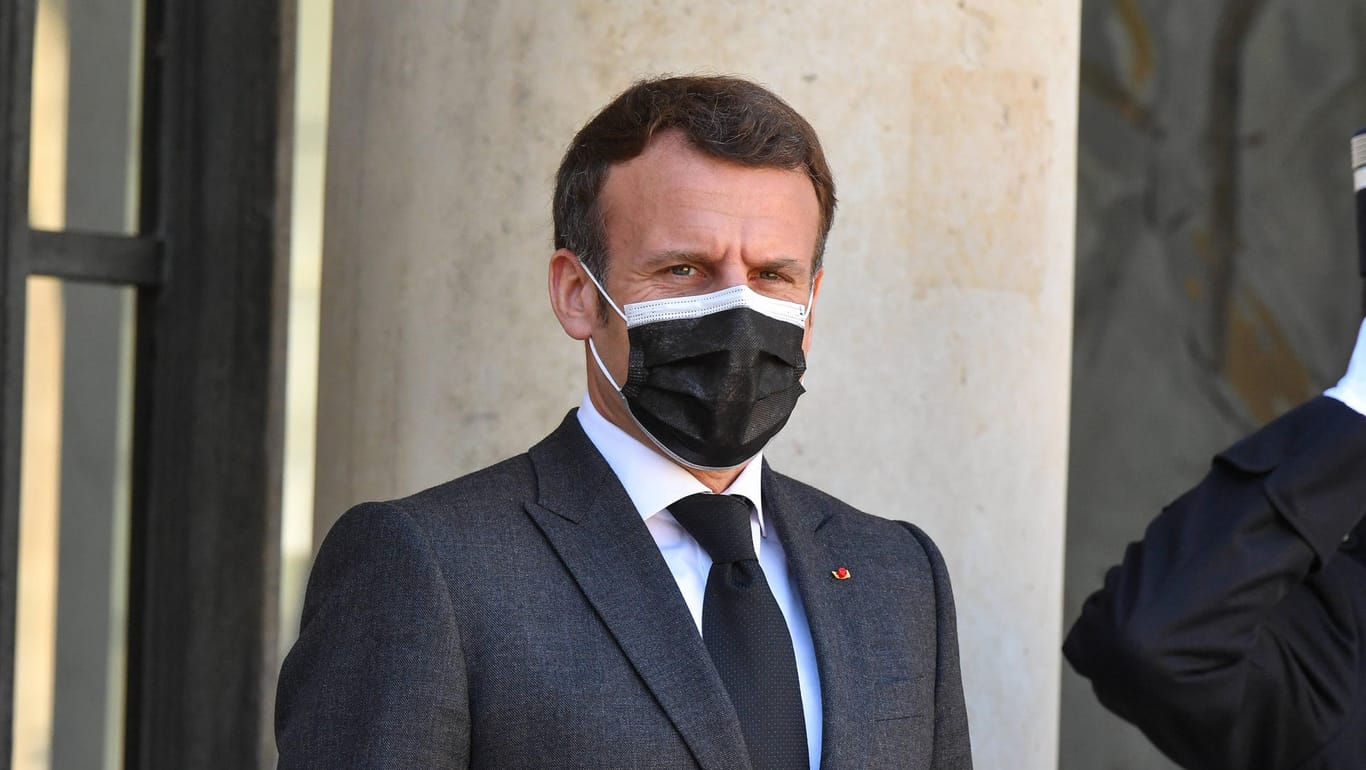 Emmanuel Macron: Der französische Präsident wollte Lockdowns eigentlich vermeiden. Die Strategie scheint gescheitert.