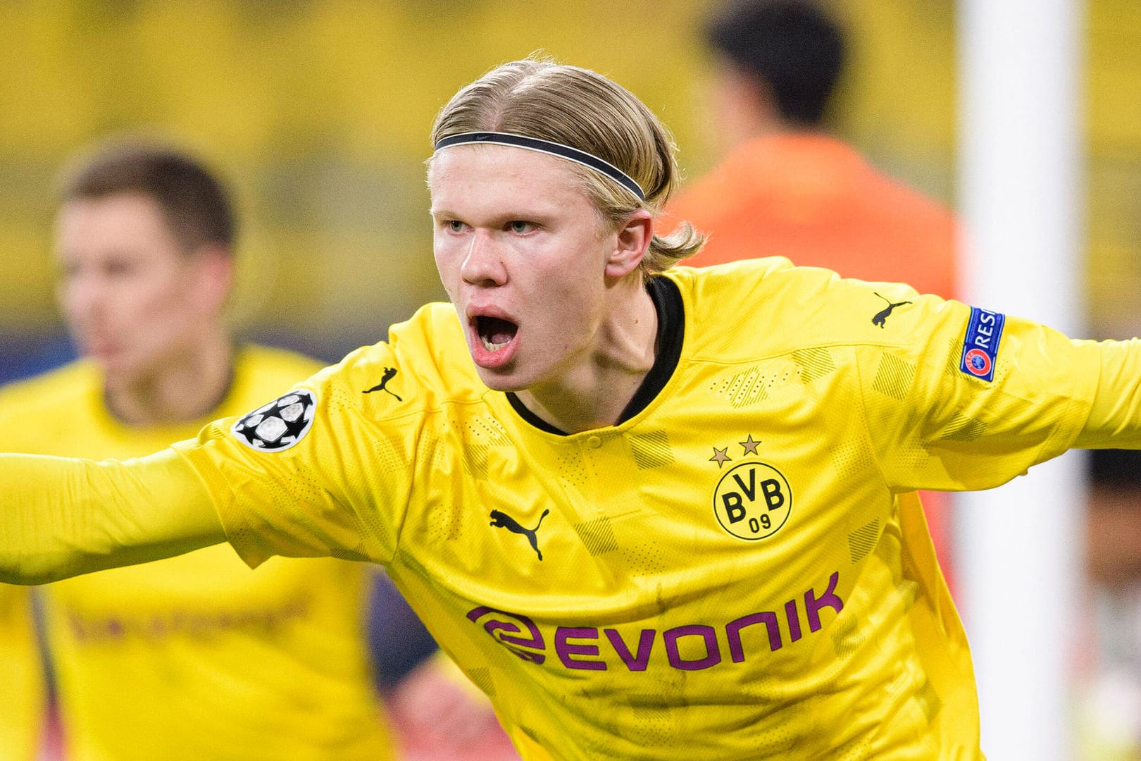 Erling Haaland: Der BVB-Stürmer hat angeblich seinen Wechselwunsch für den Sommer beim Klub hinterlegt.