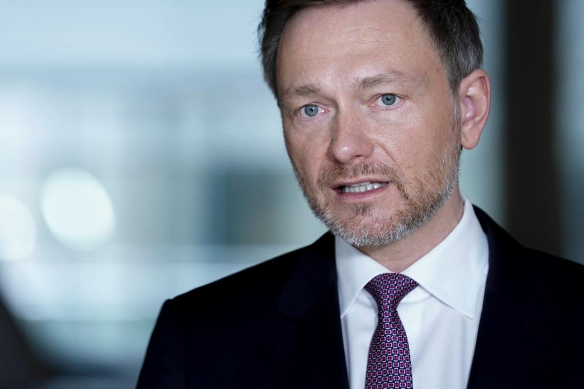 Christian Lindner: Der FDP-Chef kritisiert im t-online-Interview das deutsche Corona-Krisenmanagement.