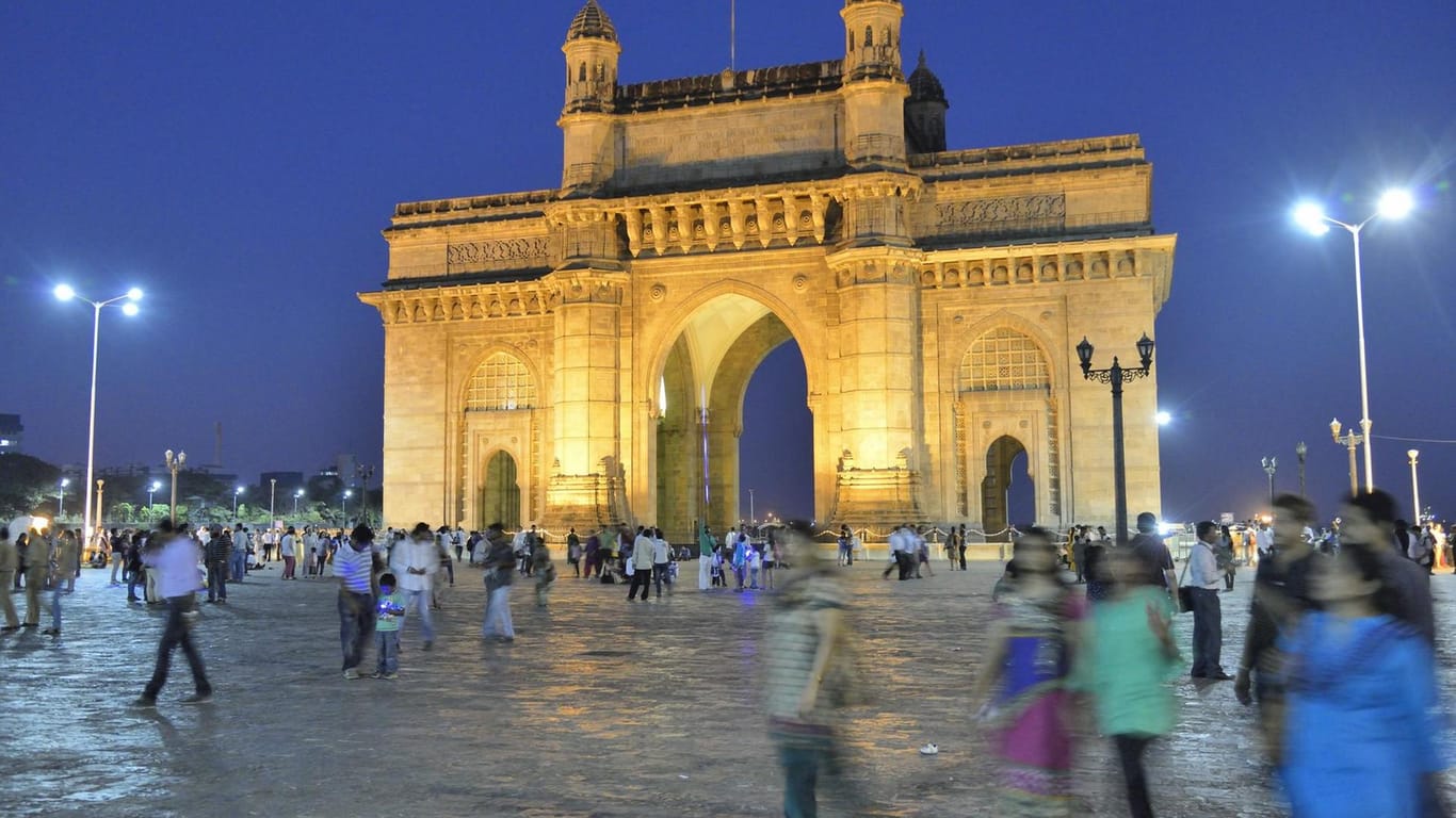 Mumbai: 1996 benannte der nationalistische Bürgermeister wurde die Stadt erst in Mumbai um.