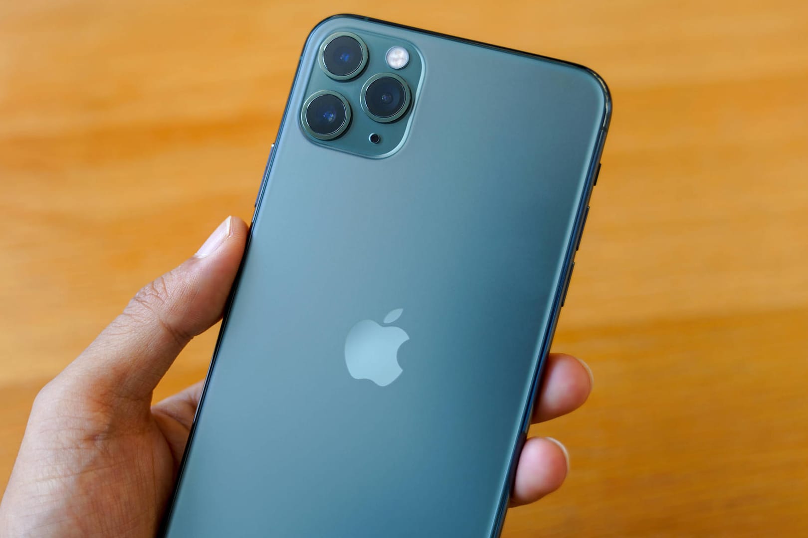 iPhone 11: Mit dem Update auf iOS 14.5 will Apple Akkuprobleme beim iPhone 11 beheben.