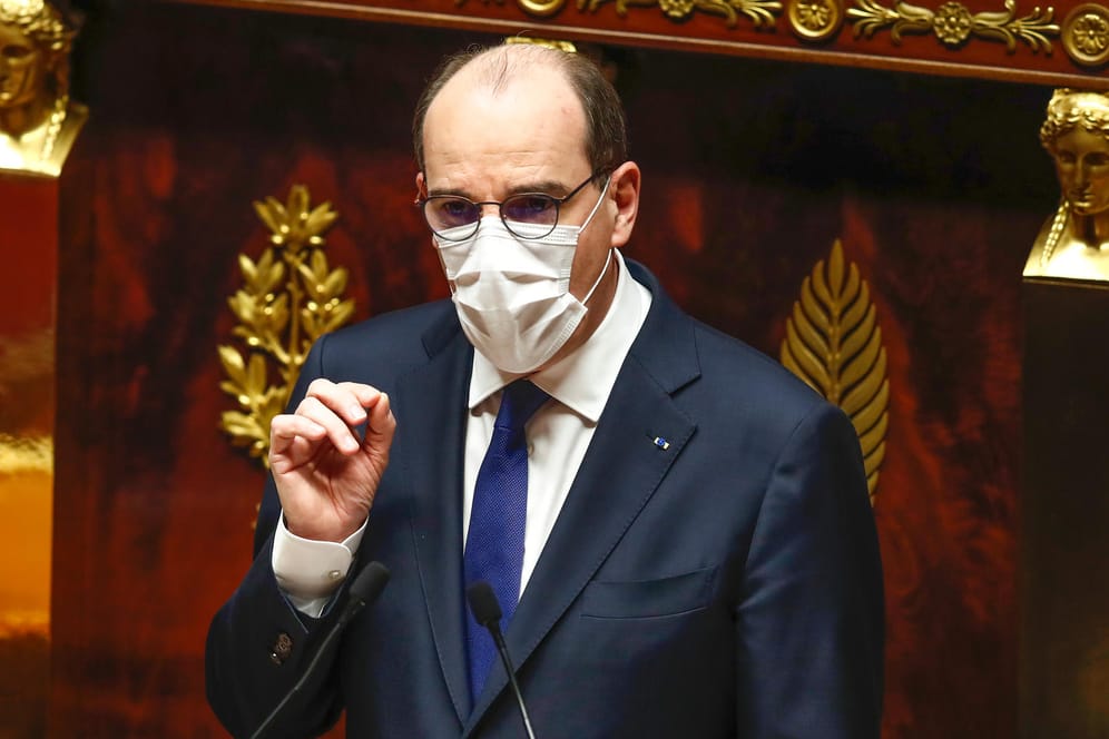 Jean Castex: Der Premierminister will mit einem dritten Lockdown die Coronazahlen in Frankreich drücken.