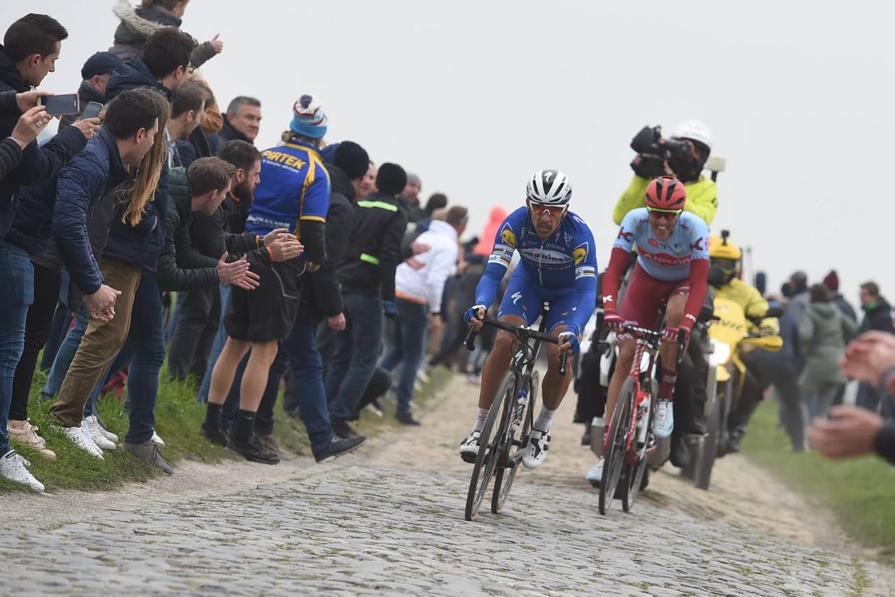 Paris-Roubaix: Der unübliche Fahrgrund ist eine der wichtigsten Merkmale des Radrennens.