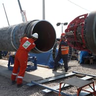 Nord Stream 2: Derzeit werden im dänischen Baugebiet Rohre verlegt.