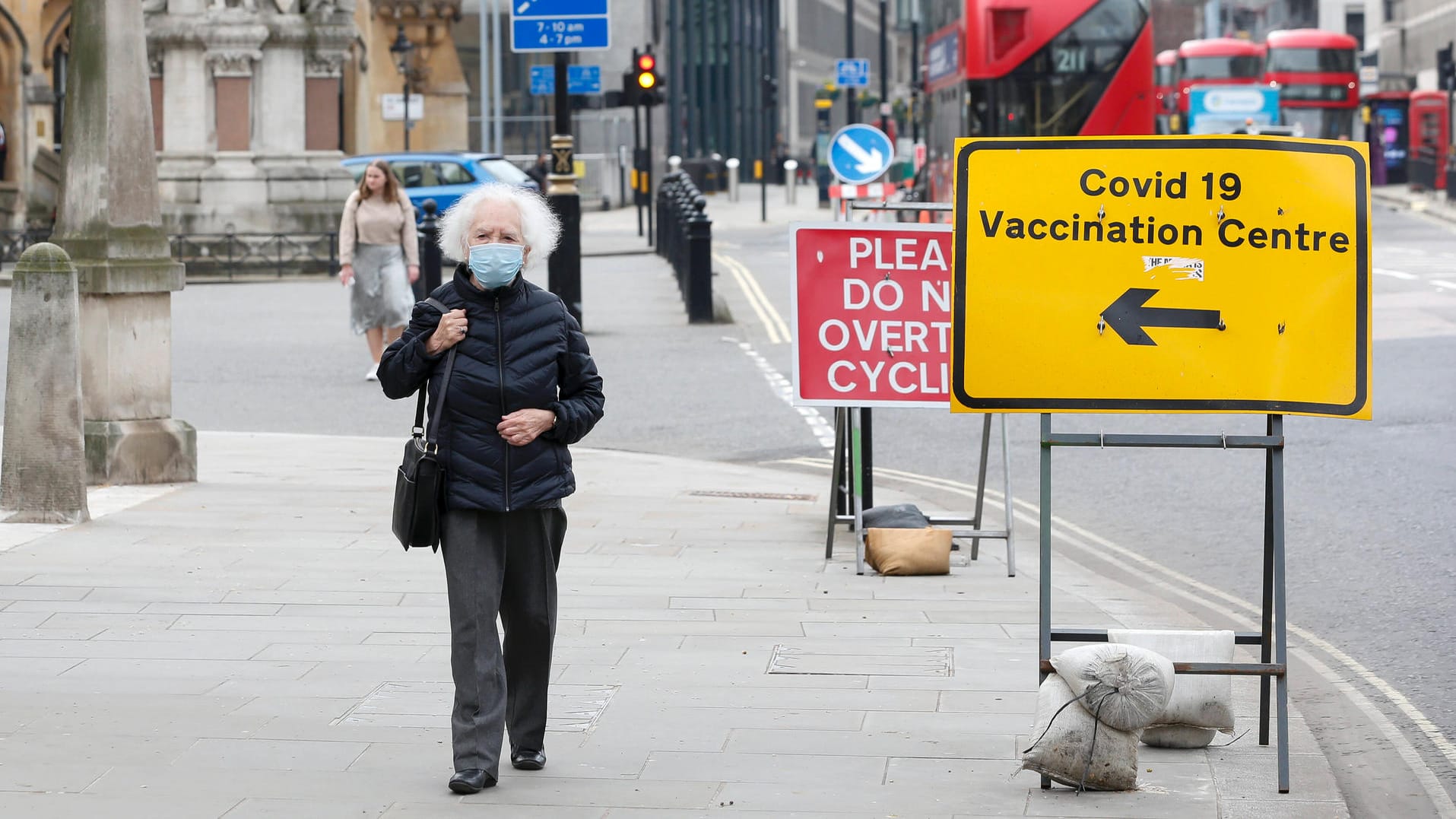 Innenstadt in London: In Großbritannien sind 30 Fälle von aufgetretenen Blutgerinseln nach einer Impfung bekannt geworden.