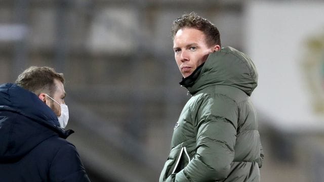 Sieht in einem Sieg über Bayern München die letzte Chance die Meisterschaft mit RB Leipzig zu holen: Trainer Julian Nagelsmann. Sieht in einem Sieg über Bayern München die letzte Chance die Meisterschaft mit RB Leipzig zu holen: Trainer Julian Nagelsmann.