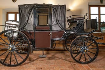 Die "Sissi-Kutsche", ein Landauer um 1900.