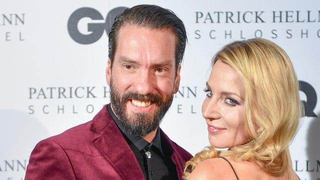 Die Familie des BossHoss-Sängers Alec Völkel und seiner Frau Johanna ist größer geworden. Die Familie des BossHoss-Sängers Alec Völkel und seiner Frau Johanna ist größer geworden.