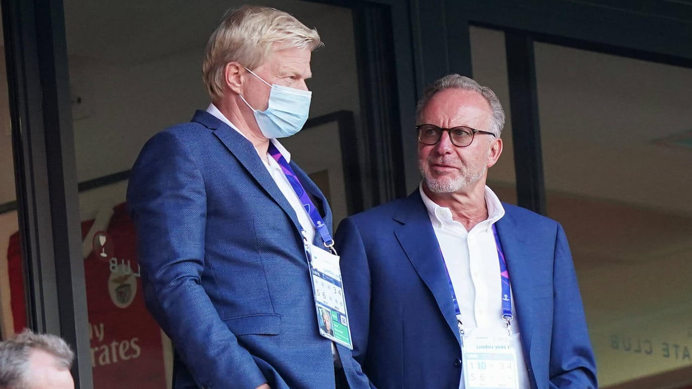 Oliver Kahn (l.) und Karl-Heinz Rummenigge: Die beiden Mitglieder des Vorstands beobachten die Entwicklungen zwischen Hansi Flick und Hasan Salihamidzic.