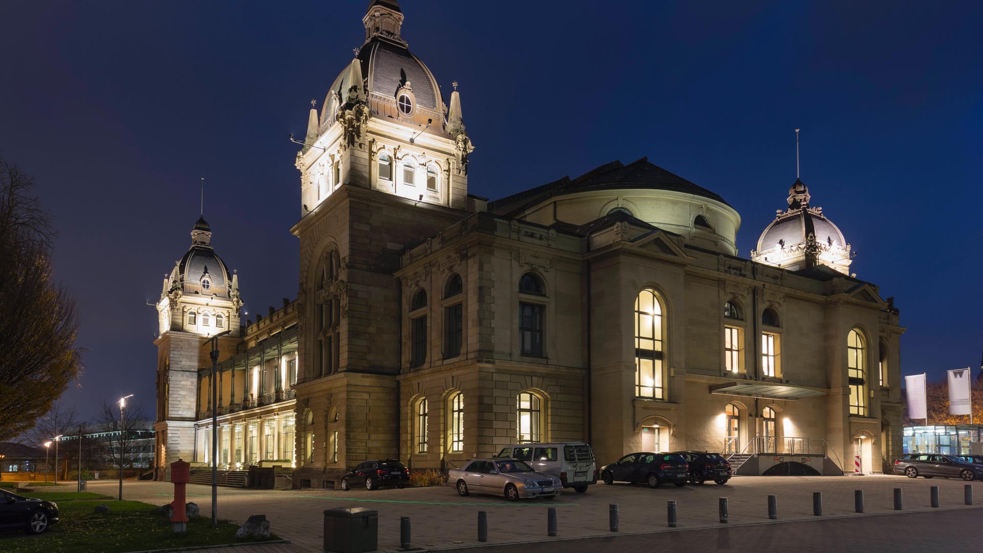 Die historische Stadthalle von Wuppertal (Archivbild): Die Stadt möchte Kulturhauptstadt 2040 werden.