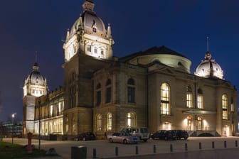 Die historische Stadthalle von Wuppertal (Archivbild): Die Stadt möchte Kulturhauptstadt 2040 werden.