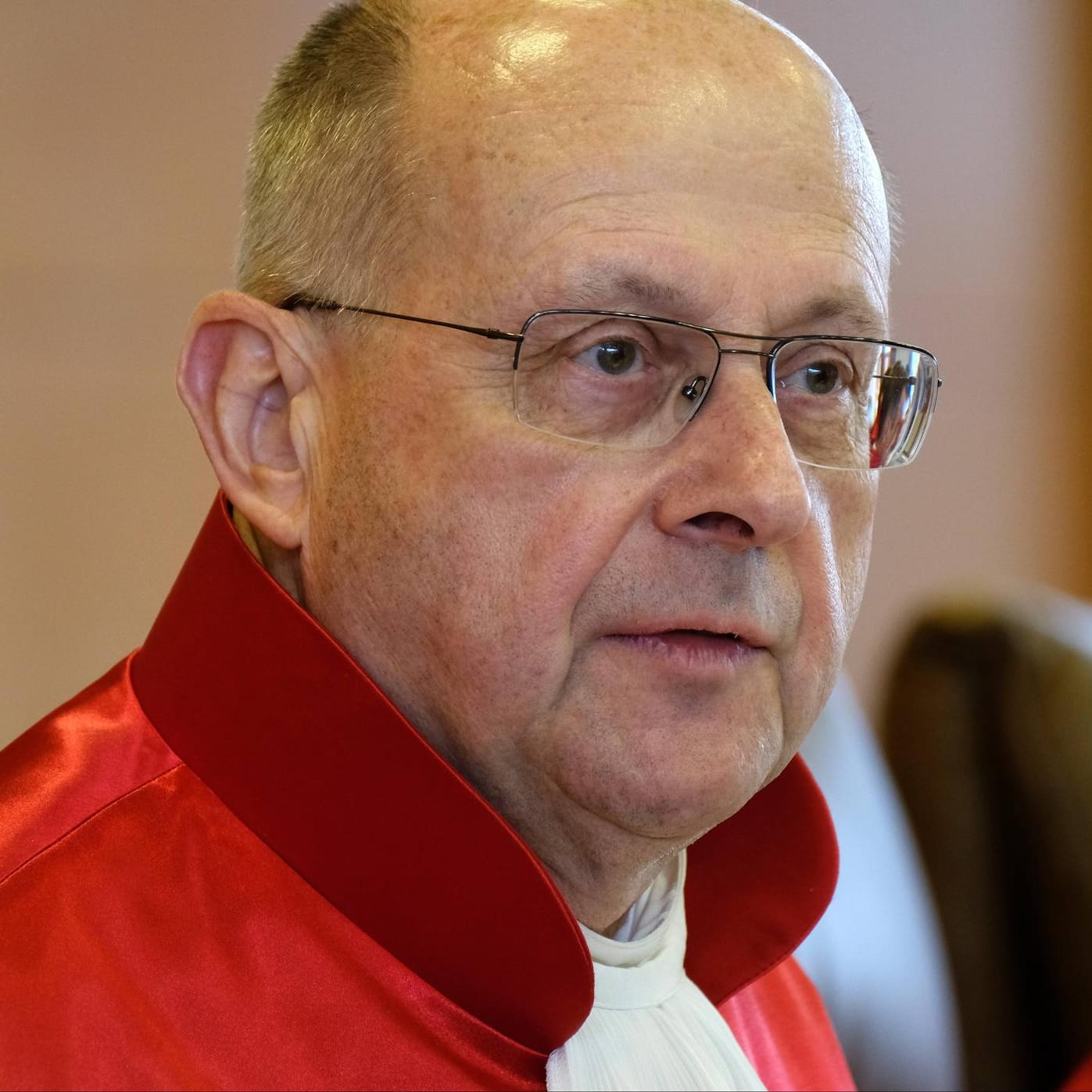 Ferdinand Kirchhof, der frühere Vizepräsident des Bundesverfassungsgerichts: "Mir fehlt die Beteiligung des Parlaments." (Archivbild)