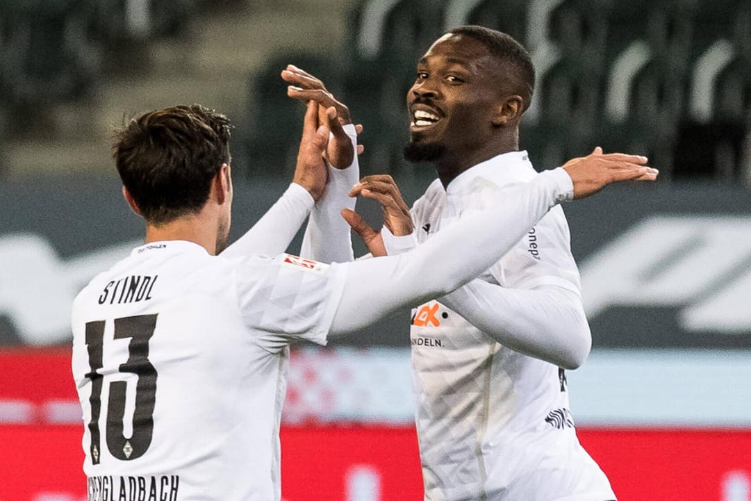 Jubel bei den Gladbachern: Marcus Thuram (r.) traf doppelt.