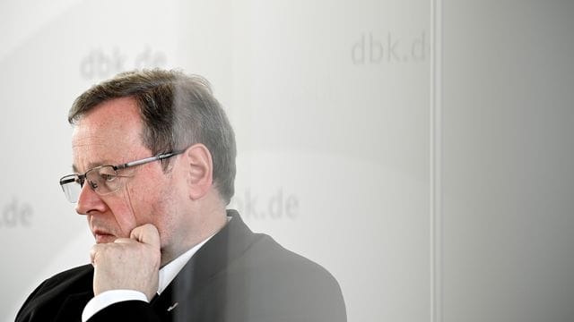 Aktuell blockiere die katholische Kirche vielen den "Zugang zum Glauben", kritisiert Kardinal Georg Bätzing in seiner Oster-Predigt. Aktuell blockiere die katholische Kirche vielen den "Zugang zum Glauben", kritisiert Kardinal Georg Bätzing in seiner Oster-Predigt.