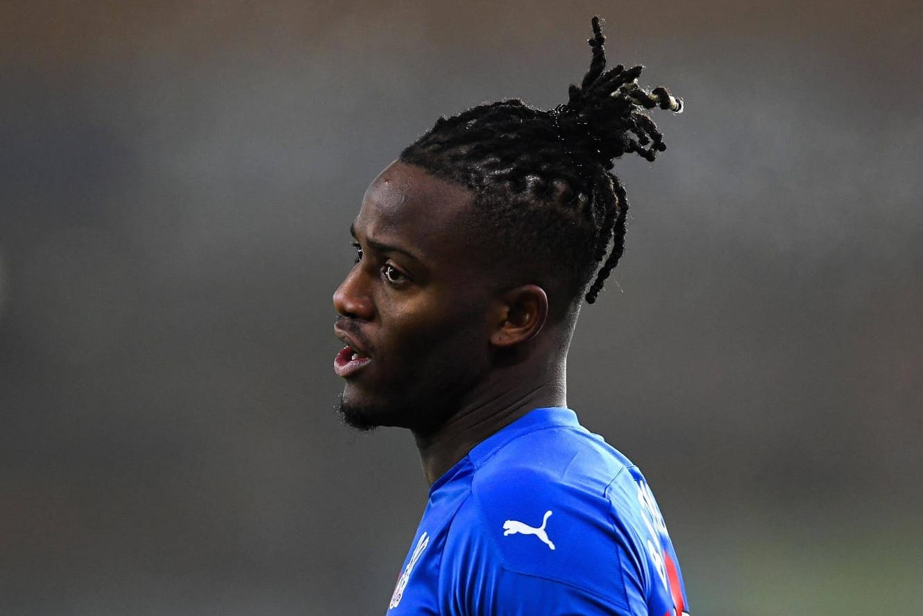 Michy Batshuayi: Der Belgier ist aktuell unglücklich bei Crystal Palace.