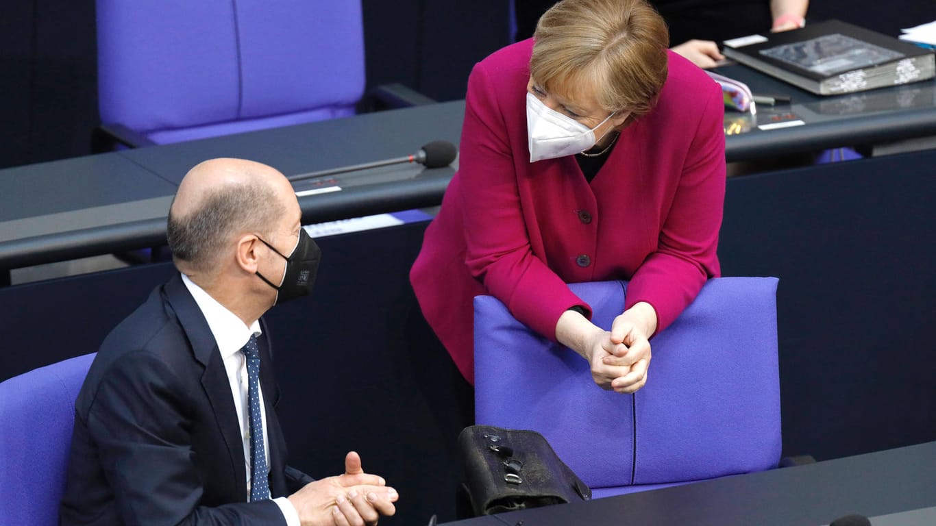 Vizekanzler Olaf Scholz und Kanzlerin Angela Merkel: Gemeindebund-Chef Landsberg sprach sich für die Fortsetzung der Zusammenarbeit auf Verhandlungsebene aus, mahnte allerdings auch zu mehr Disziplin.
