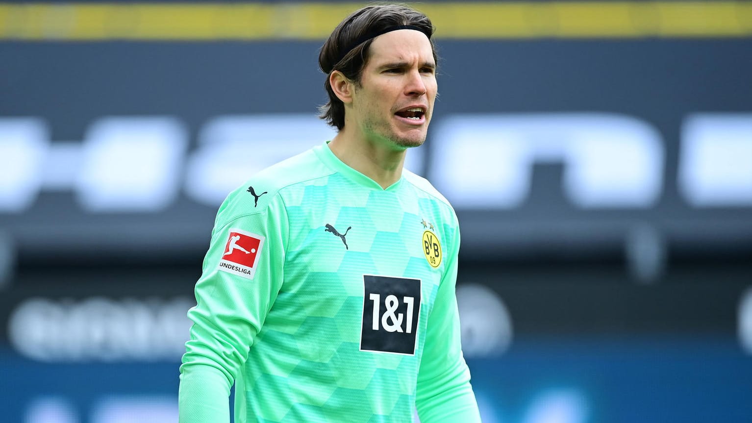 Marwin Hitz: Der Schweizer Keeper war früh in seiner Laufbahn bereit, mit dem Fußball aufzuhören. Marwin Hitz: Der Schweizer Keeper war früh in seiner Laufbahn bereit, mit dem Fußball aufzuhören.
