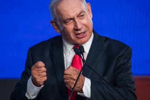 Israels Premierminister Benjamin Netanjahu: In Jerusalem muss er sich nun wegen Betrugs, Untreue und Bestechlichkeit vor Gericht verantworten.