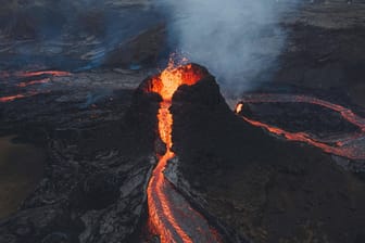 Vulkan Fagradalsfjall: Eine Webcam überträgt das Ausbruchsgeschehen.