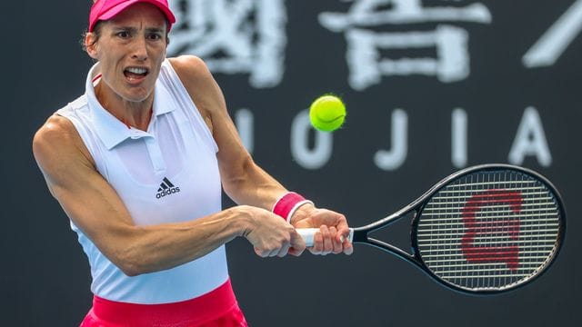 Andrea Petkovic kann beim WTA-Turnier in Charleston wegen einer Rückenverletzung nicht teilnehmen. Andrea Petkovic kann beim WTA-Turnier in Charleston wegen einer Rückenverletzung nicht teilnehmen.