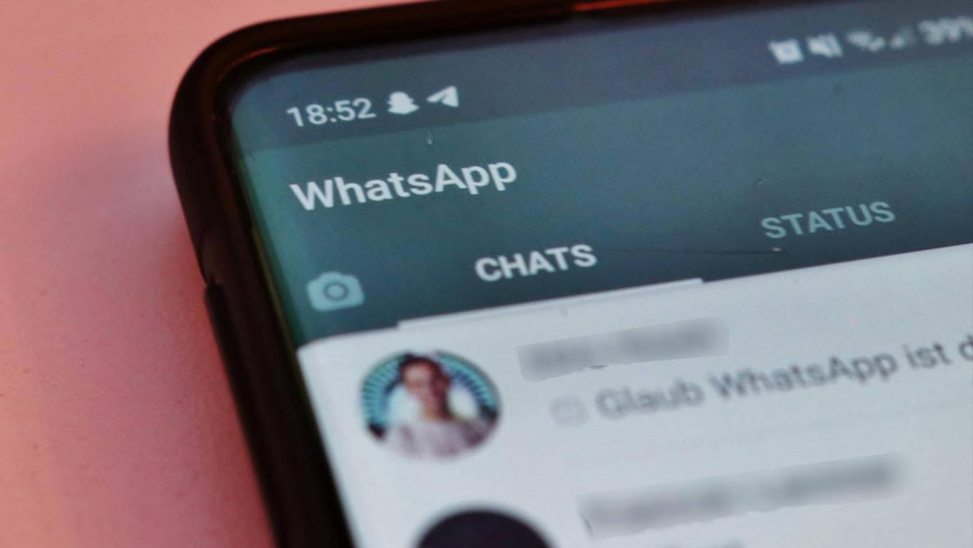 Symbolbild: Messenger Dienst WhatsApp seit 18.14 Offline