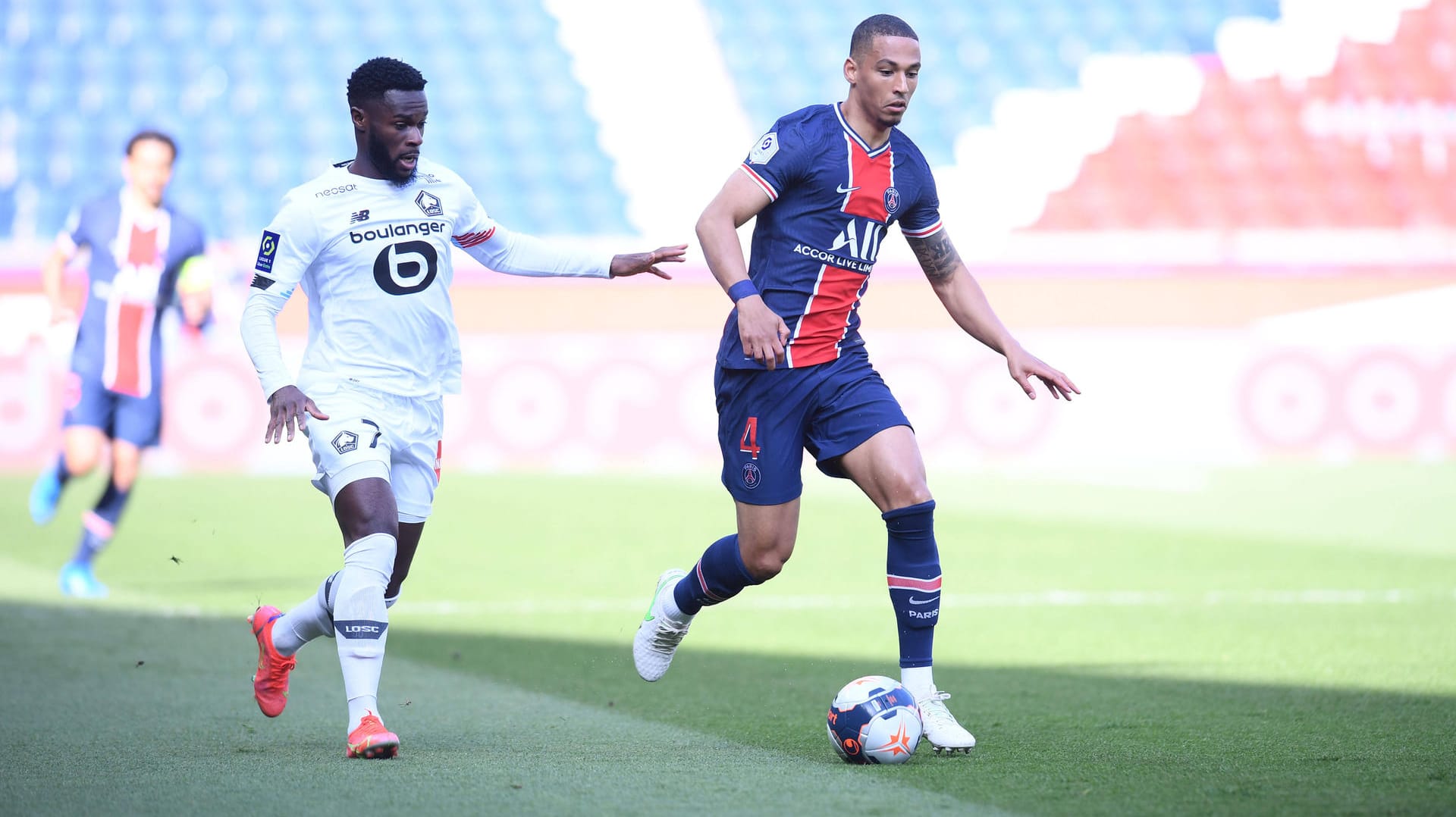 Thilo Kehrer (r.) stand zuletzt im Topspiel gegen den OSC Lille in der Startelf von PSG.