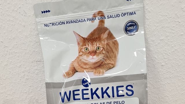 Als Katzenfutter getarntes Marihuana liegt beim Zoll am Köln/Bonner Flughafen: Die Verstecke sind oft ideenreich. Als Katzenfutter getarntes Marihuana liegt beim Zoll am Köln/Bonner Flughafen: Die Verstecke sind oft ideenreich.