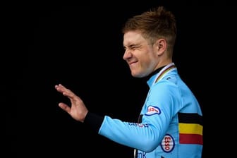 Supertalent Remco Evenepoel bleibt beim belgischen Radsport-Team Deceuninck-Quick-Step.